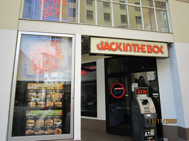 31 Jack in the Box - og kvaliteten en noget mellem McDonald's Burgerking - spiseligt, men heller ikke mere!